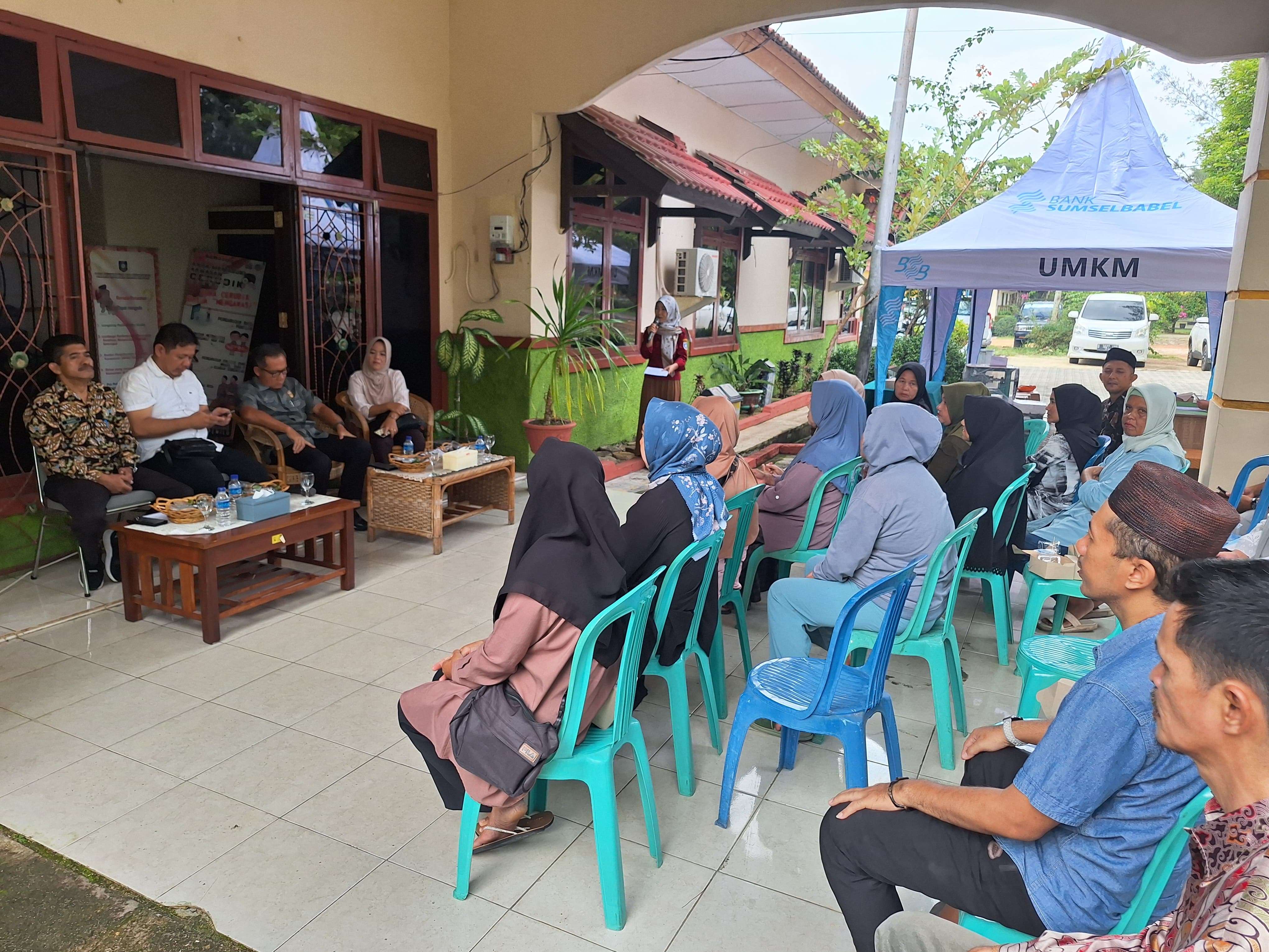 Pemberian Bantuan Alat Pada 10 Pelaku UMKM di Kabupaten Bangka Barat
