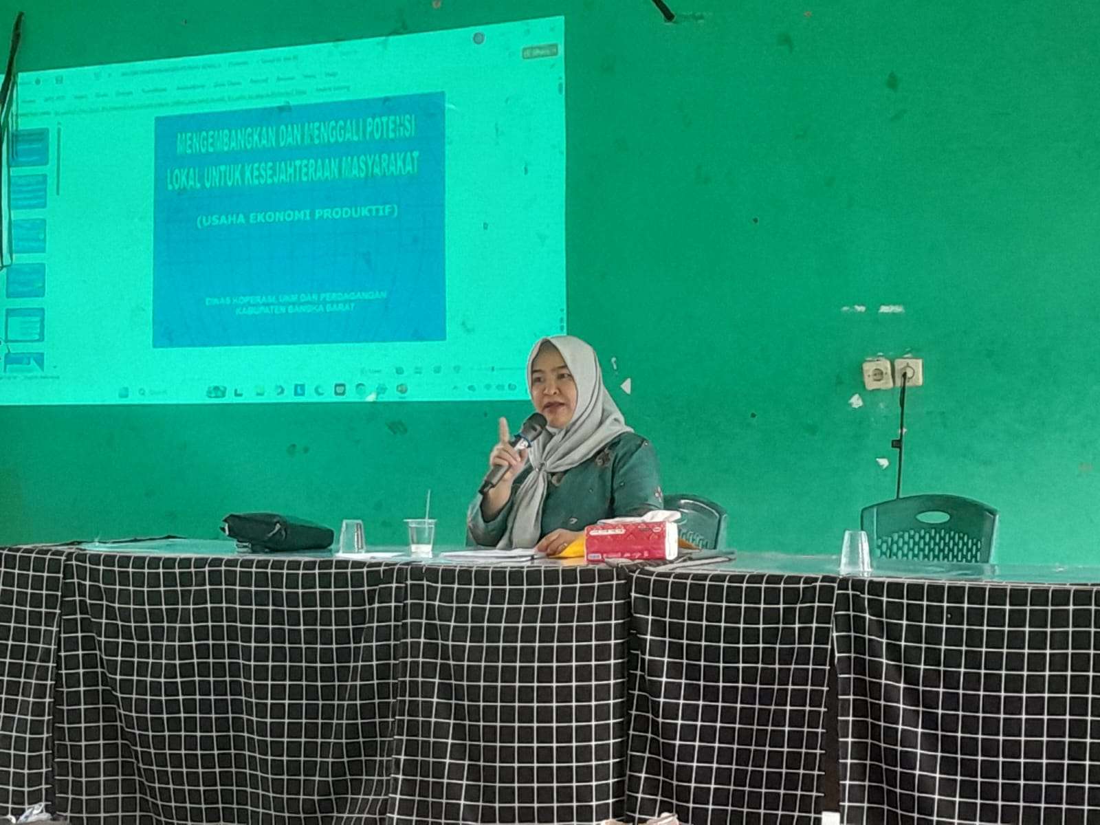 Foto Kegiatan Sosialisasi Pemberdayaan UMKM di Desa Simpang Tiga